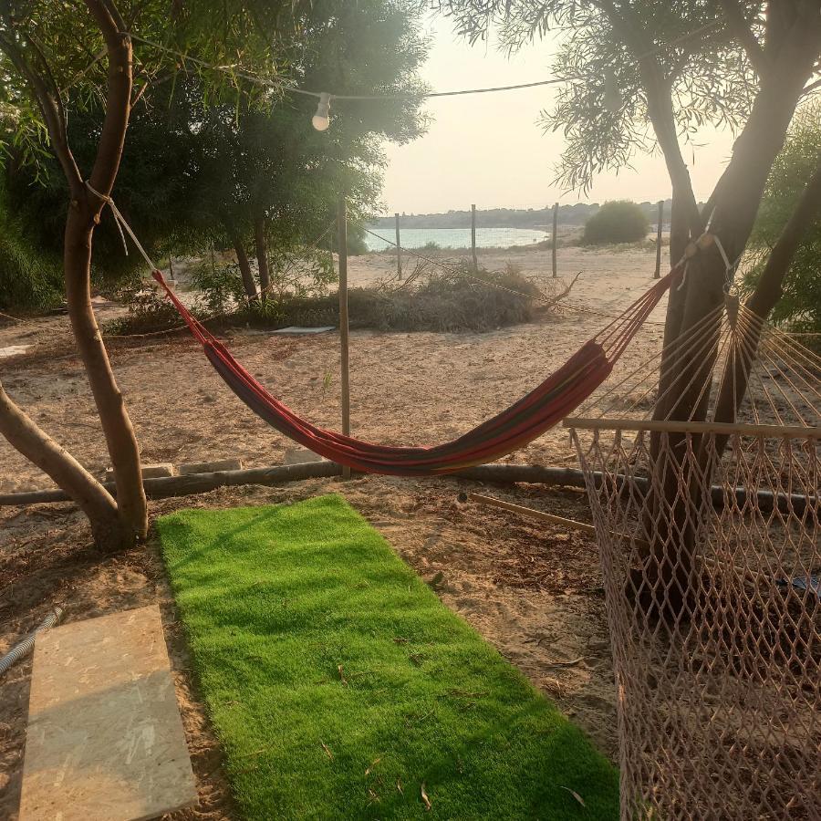 New Rooms On The Beach Pozzallo Bagian luar foto